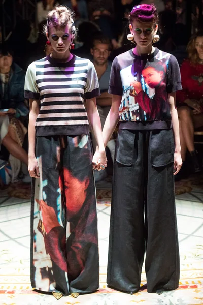 Look 23